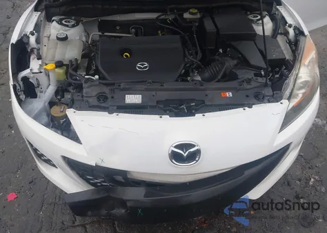 2013 Mazda Mazda3 I Sv z USA, uszkodzony, nr VIN JM1BL1TF4D1833693